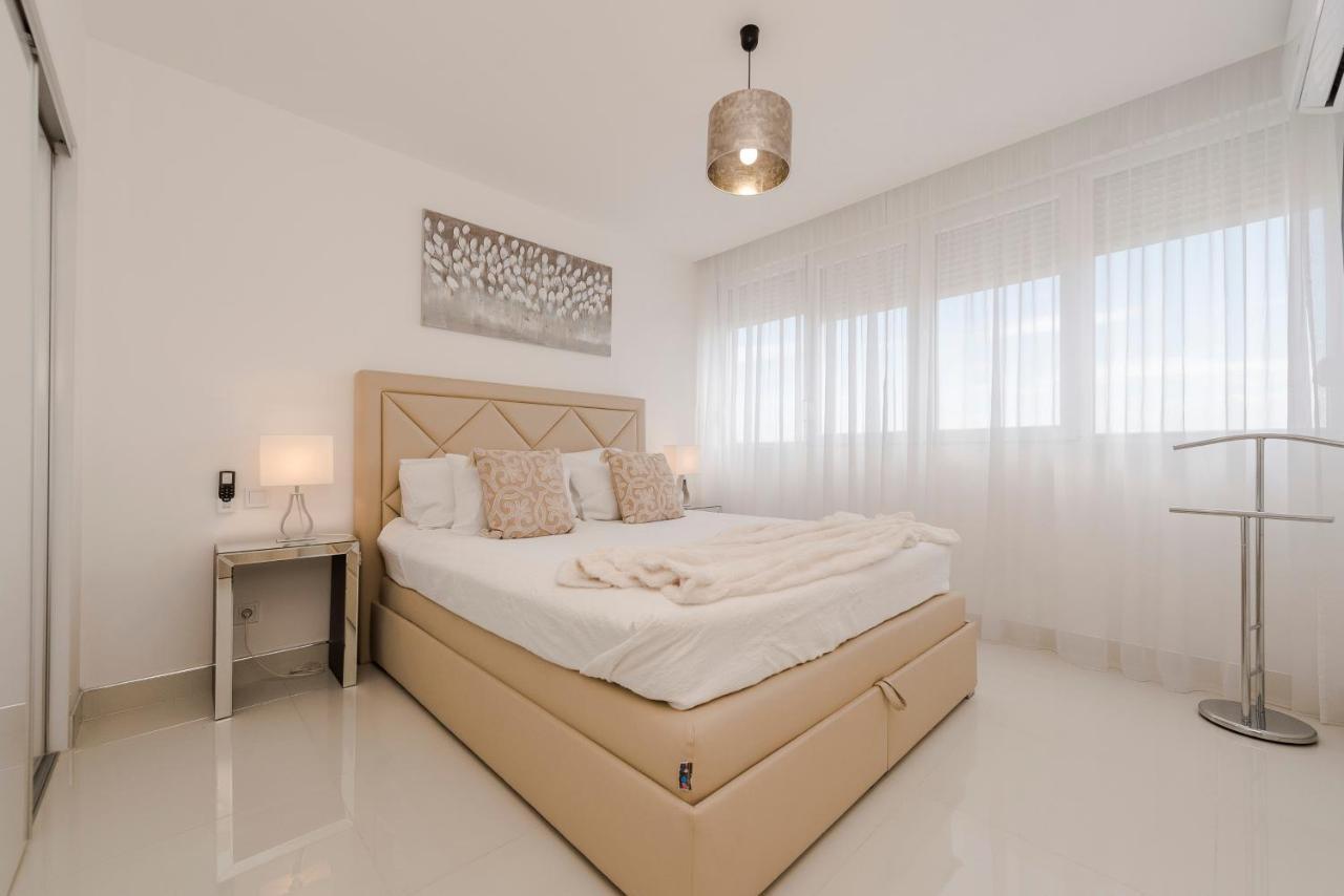 Urban Luxury Apartment Zadar Bagian luar foto