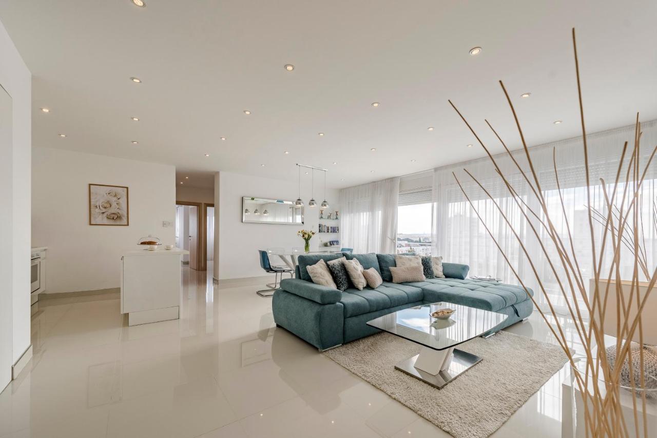 Urban Luxury Apartment Zadar Bagian luar foto